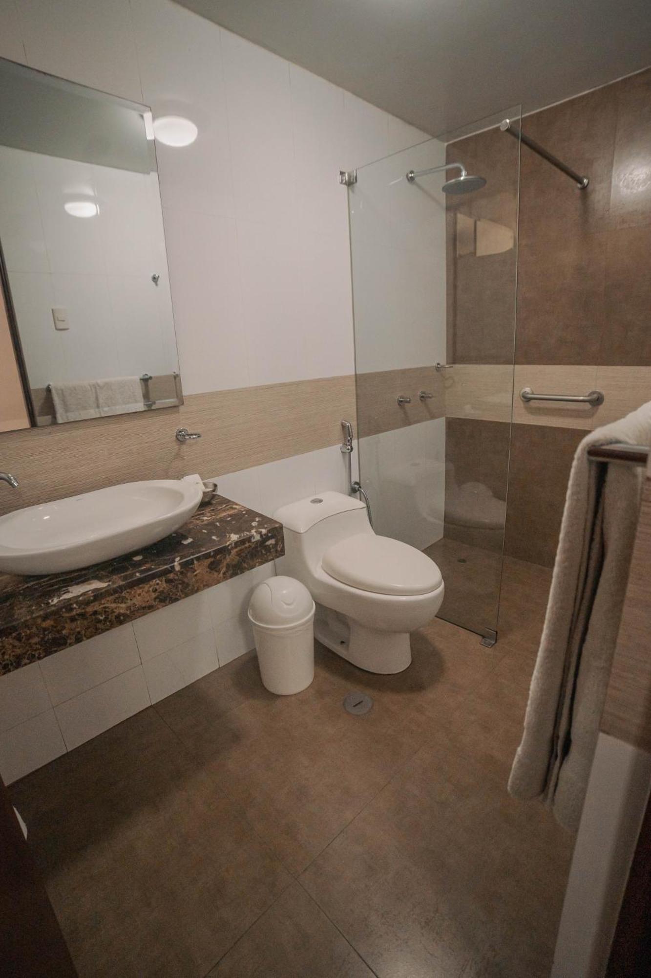 Hotel Torre Norte Trujillo Eksteriør billede