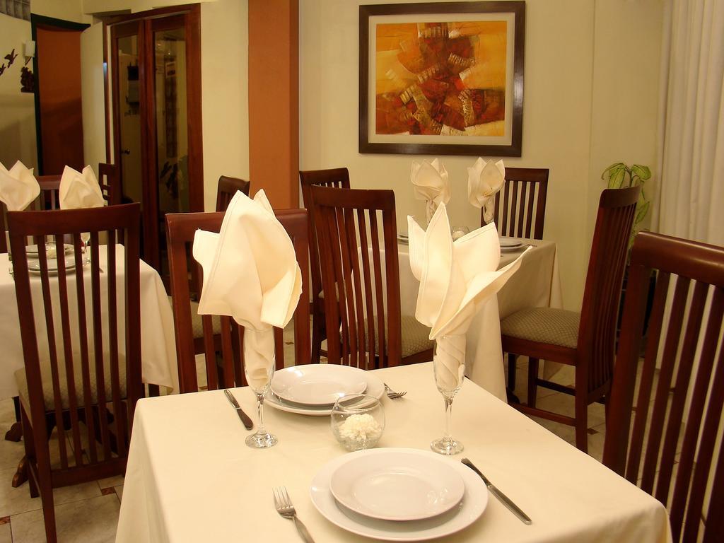 Hotel Torre Norte Trujillo Eksteriør billede